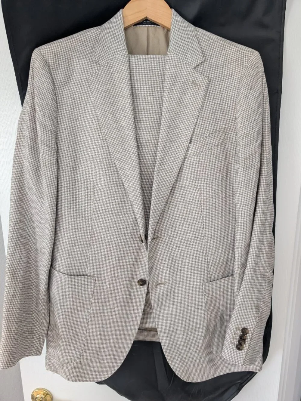 Linen suit